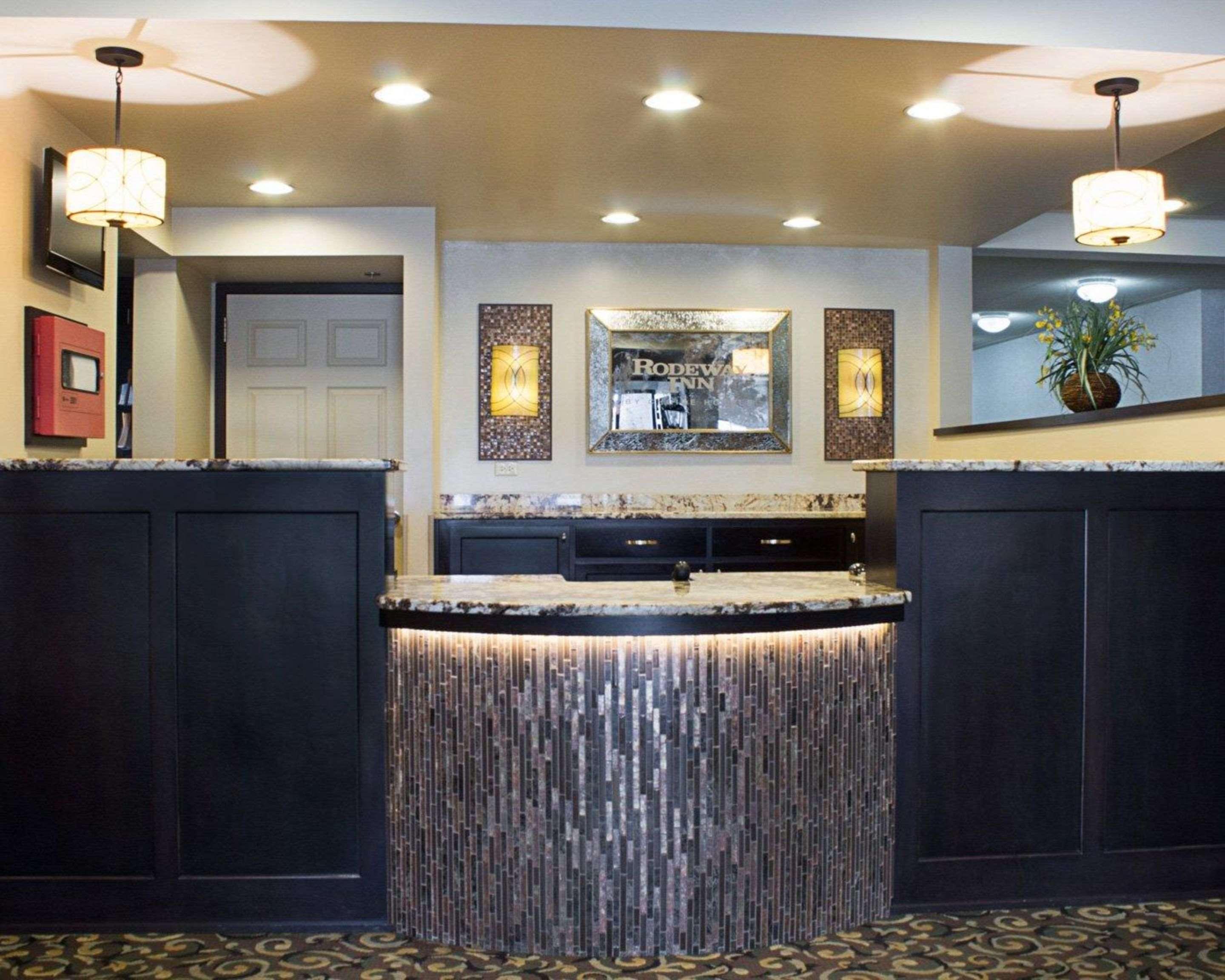 Rodeway Inn Columbia Mall Loop Grand Forks Luaran gambar
