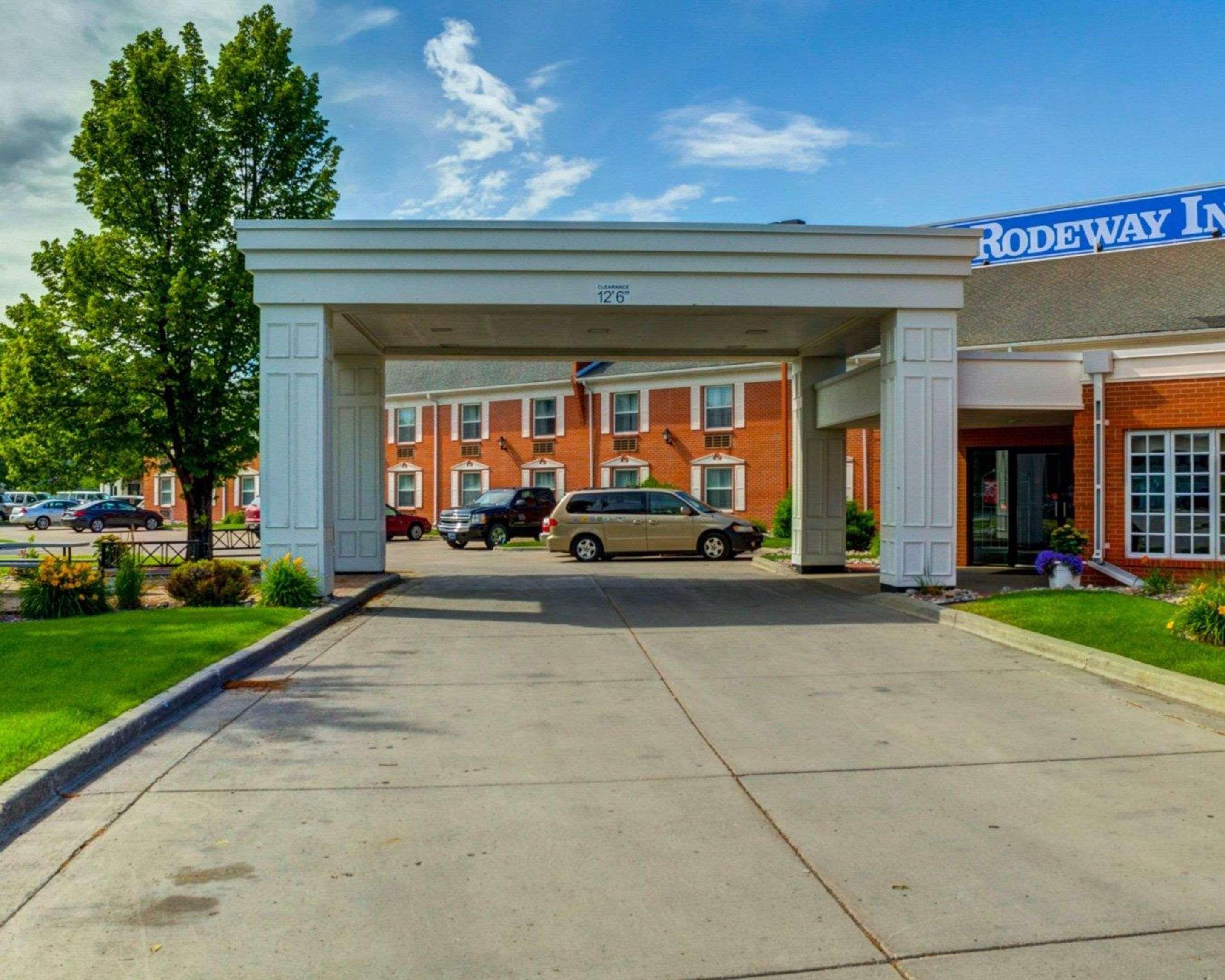 Rodeway Inn Columbia Mall Loop Grand Forks Luaran gambar