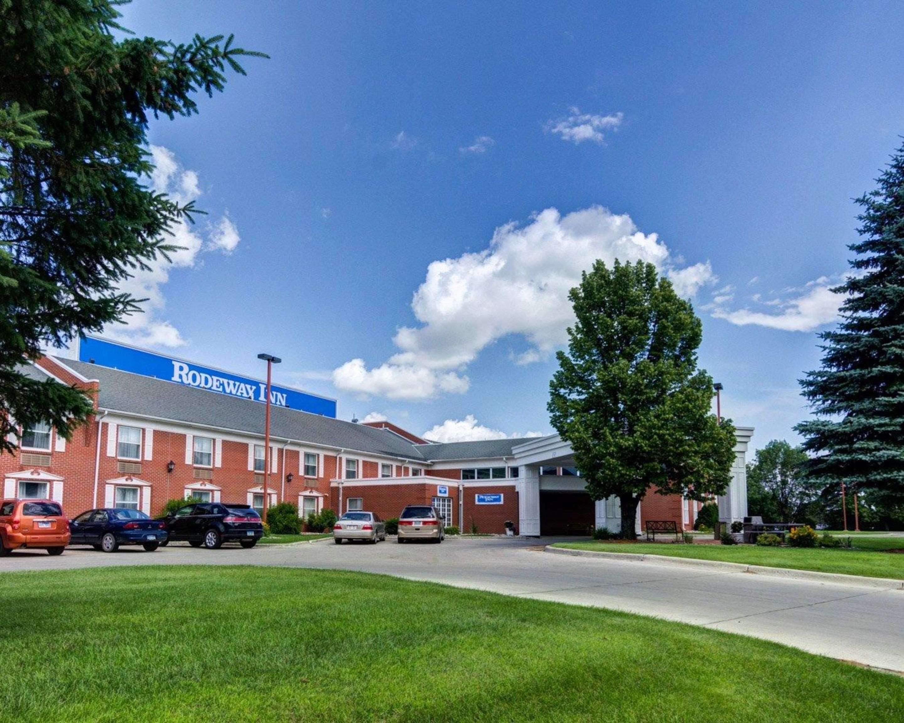 Rodeway Inn Columbia Mall Loop Grand Forks Luaran gambar