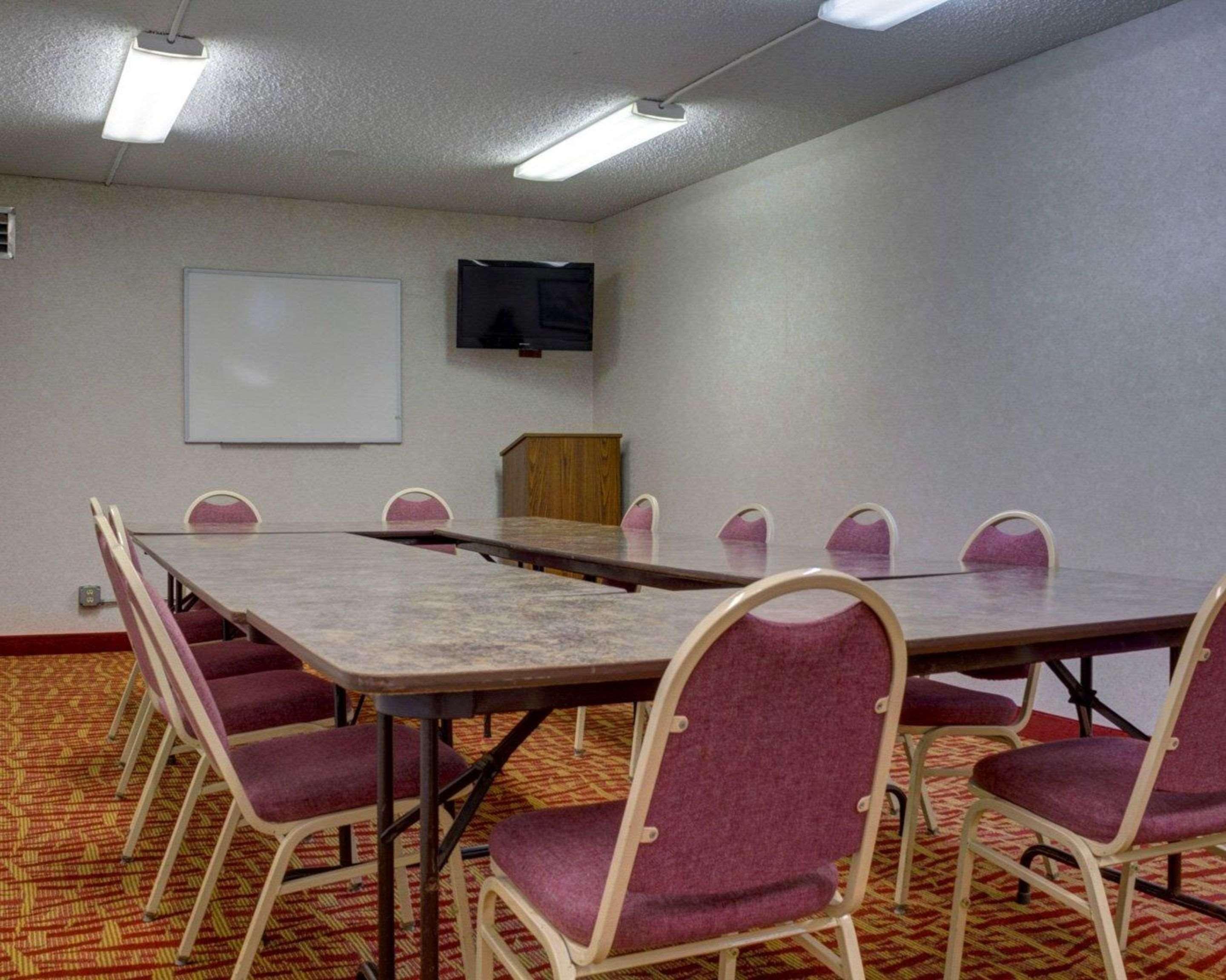 Rodeway Inn Columbia Mall Loop Grand Forks Luaran gambar